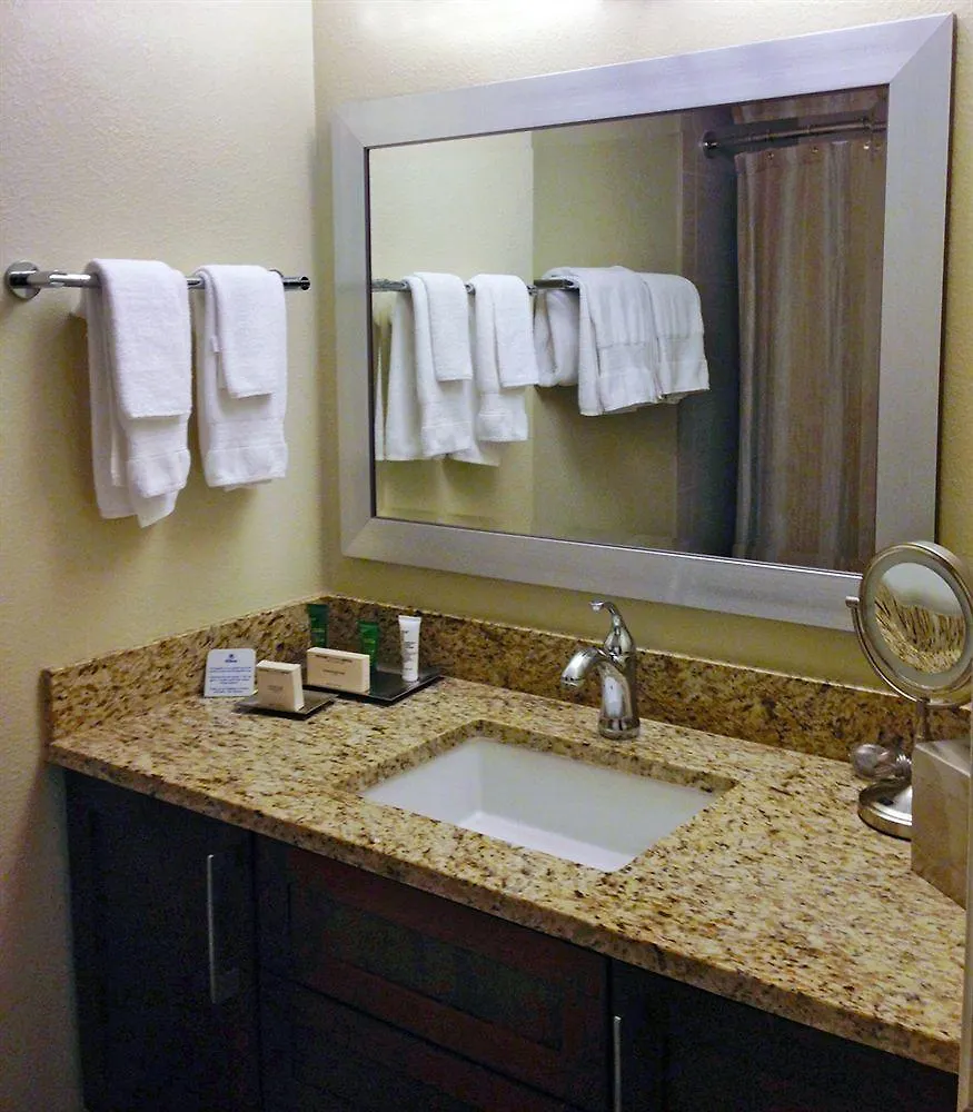 Hilton Grand Vacations Club Paradise Las Vegas 3*,